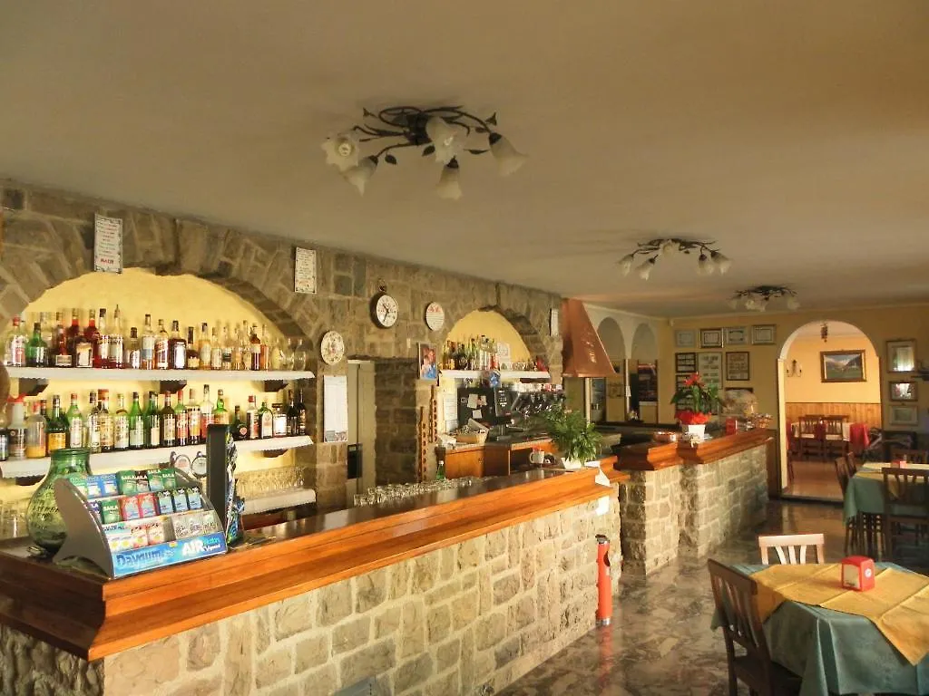 ホテル Locanda Ferandi ヴァッリオ・テルメ